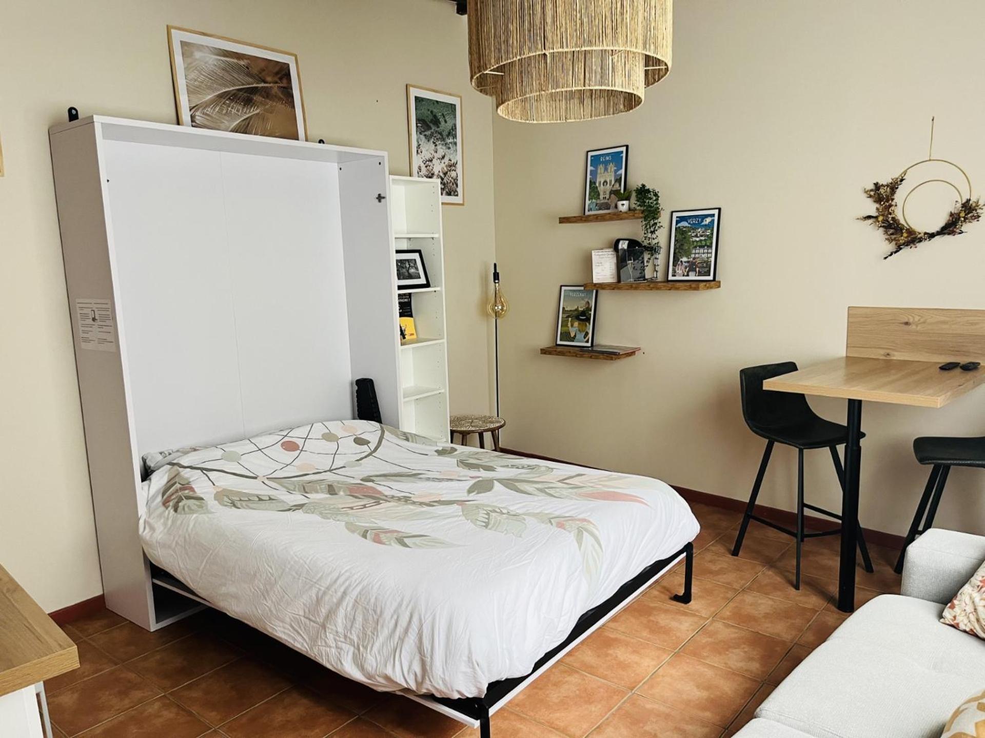 Logement, Plein Centre Du Village De Verzy Dış mekan fotoğraf