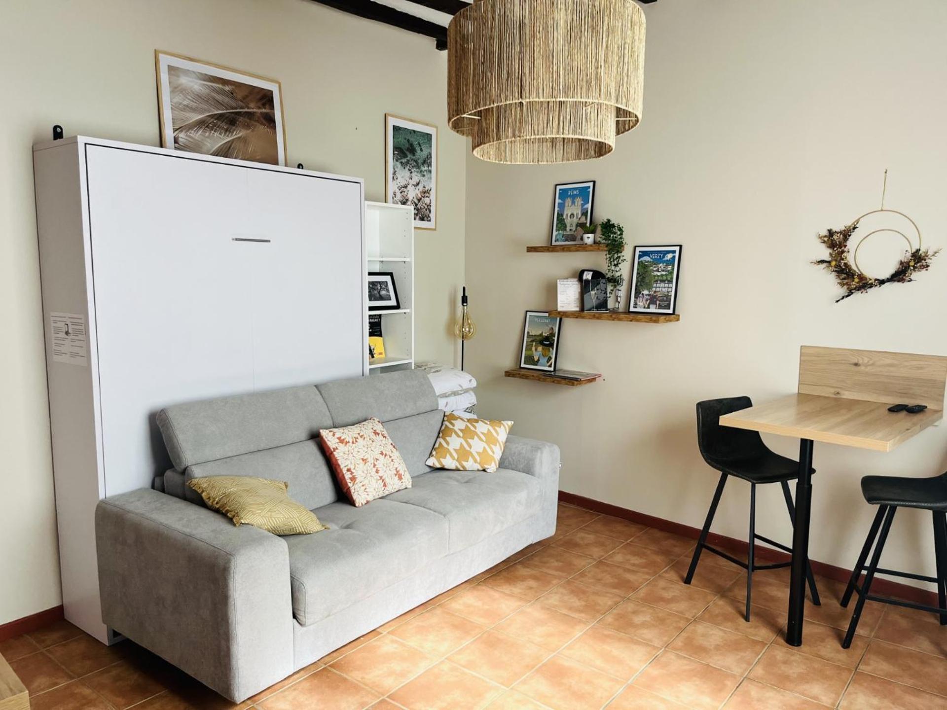 Logement, Plein Centre Du Village De Verzy Dış mekan fotoğraf