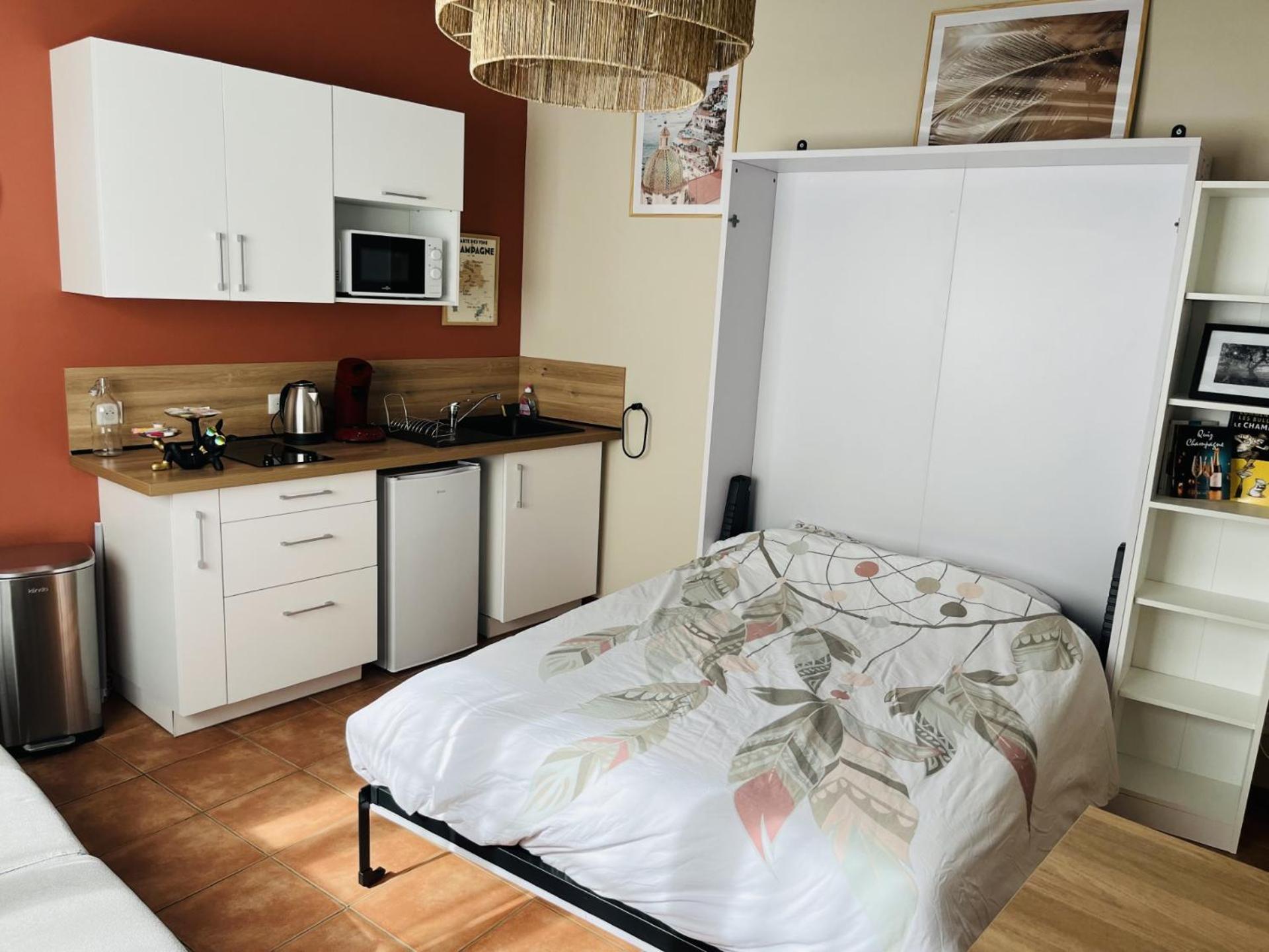 Logement, Plein Centre Du Village De Verzy Dış mekan fotoğraf
